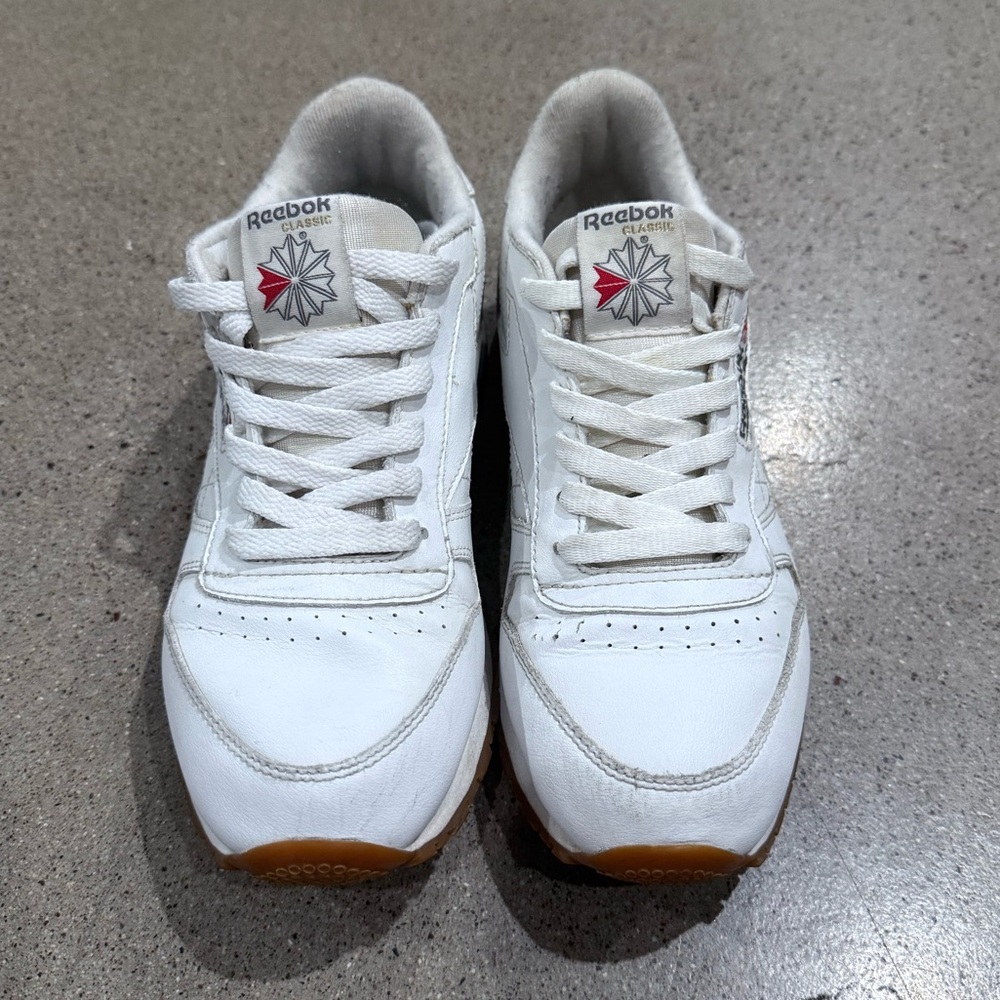 Reebok Sneakers
